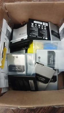 lot battery LG plus de 30 pièce