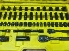 Stanley 122 Piece Socket Set - Photo 2