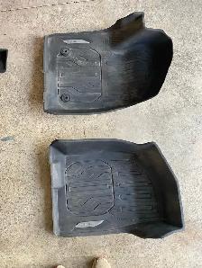 Gmc truck floor liners - Photo 2