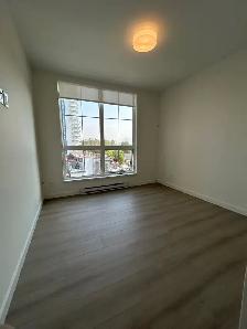 Spacious 952 Sq Ft 2 Bed   2 Bath Corner Condo - Photo 8