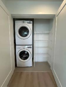 Spacious 952 Sq Ft 2 Bed   2 Bath Corner Condo - Photo 10