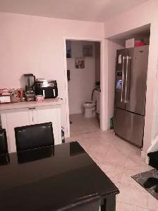 2 bedroom basement for rent - Photo 2