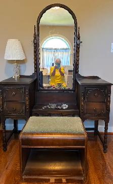 Antique furniture for sale. - Photo 3