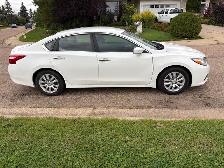 2017 Nissan Altima 2.5 S - Photo 3