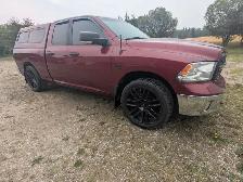 2017 Dodge Ram 4x4 with Topper - Photo 2