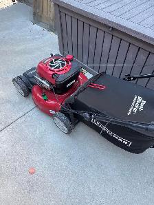 Craftsman Lawnmower - Photo 4