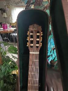 OLD FART has  four nice guitars for sale. - Photo 4
