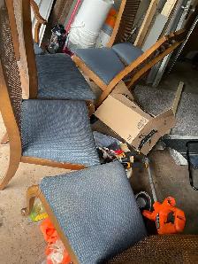Beautiful  DINING Table & Chairs & Delivery - Photo 2