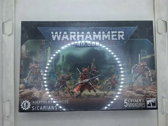 Warhammer 40k Adeptus Mechanicus NiB Sicarians