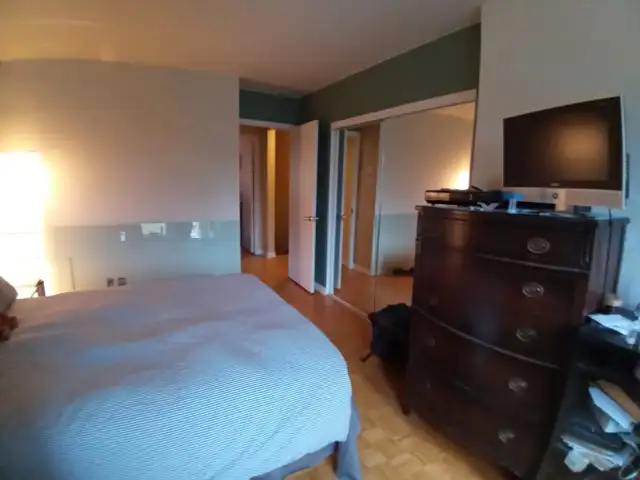 Sous location Grand 4 1/2 meublé tout compris sur 2 étages