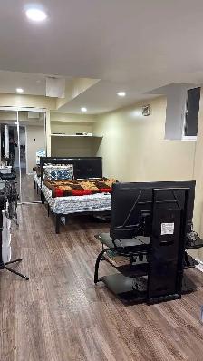 2 BR basement - Photo 7
