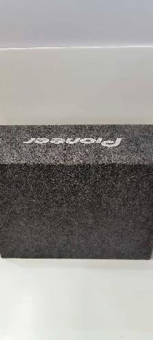 Pioneer 10' Sub Box 17.5' X 13.5' X 8.5' - Photo 2