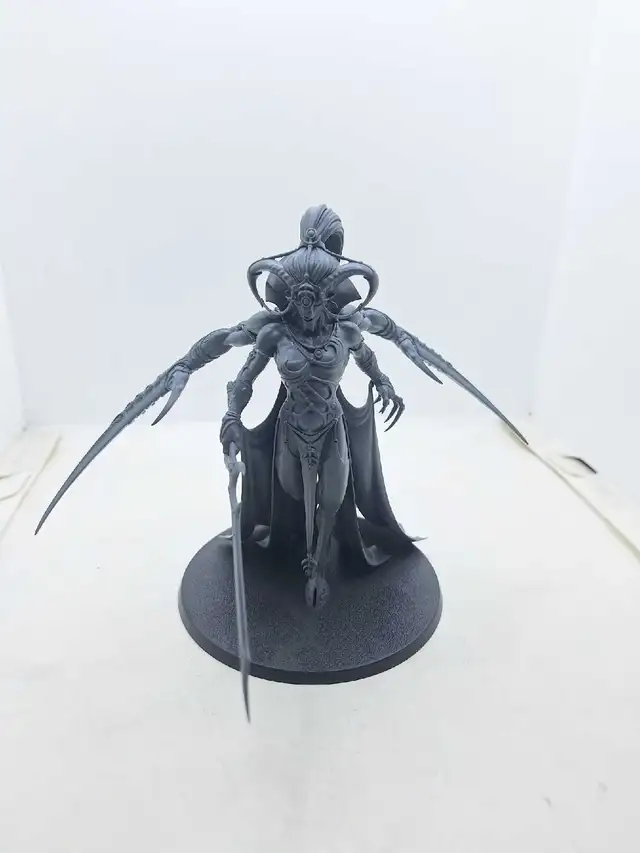 Warhammer 40k AoS Emperor's Children Keeper of Secrets Unpainted