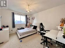 Detached house in high desired Kanata, steps to Metro 中文日本语 - Photo 8