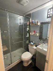 Where Roncey, High Park and Junction Meet - 1 Bedroom (Toronto) - Photo 4