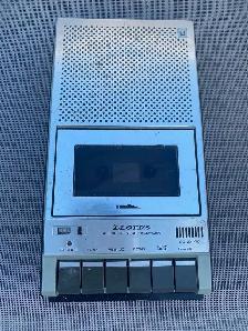 VINTAGE ASSORTED ELECTRONICS TESTING EQUIPMENT