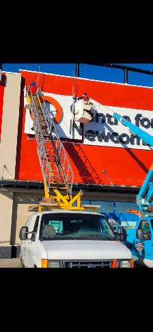 SIGN LED CHANNEL LETTERS