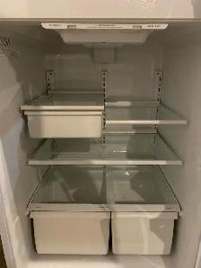 Used Full Size fridge - Photo 5