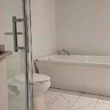 CESSION DE BAIL : GRAND 5½ DE 1 000 PI² AVEC STATIONNEMENT - Photo 2