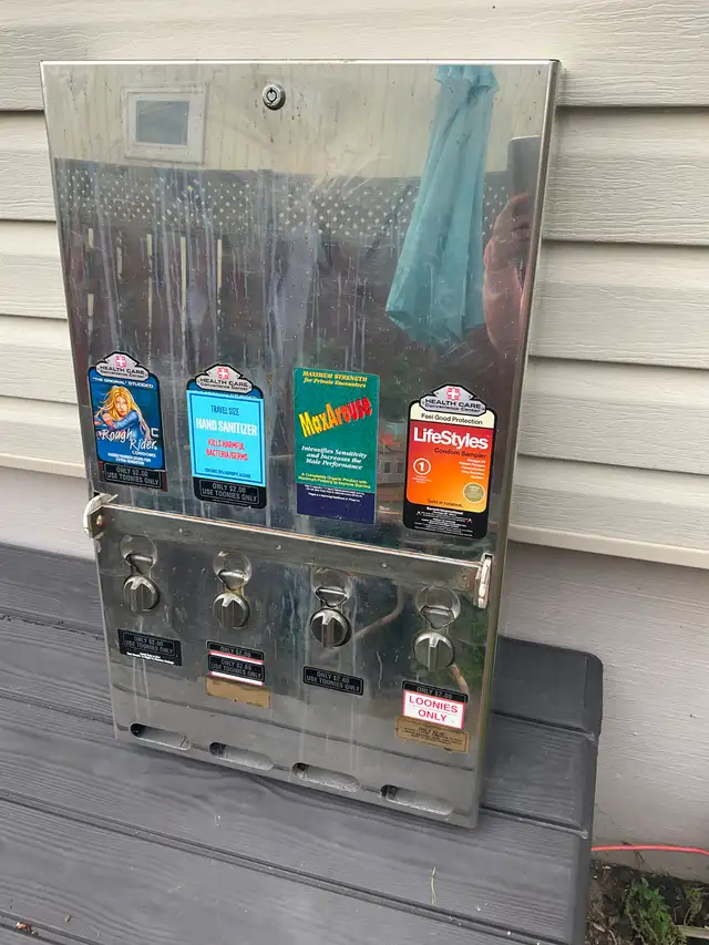 Vintage vending machines, mancave, pub ,bar,  restaurant decor