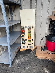 Vintage vending machines, mancave, pub ,bar,  restaurant decor - Photo 9