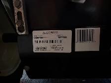 Cub Cadet 2X 28" Snowblower – 357cc – Excellent Condition - Photo 9