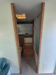 1996 prospector 5th wheel - Photo 4