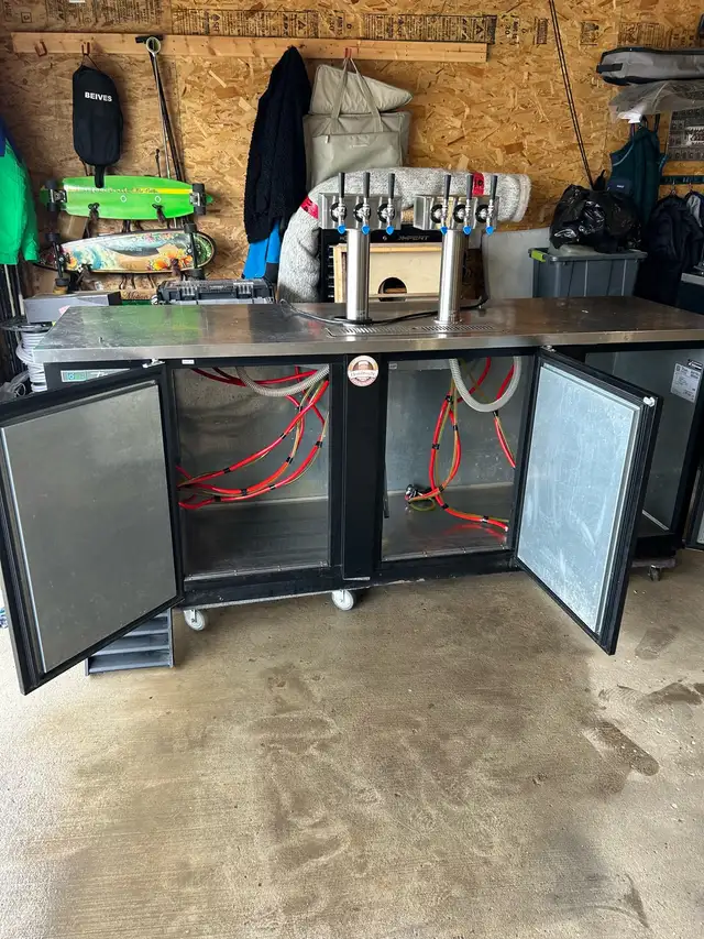 6 brand beer fridge!!
