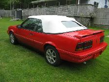 1993 Pontiac Sunbird - Photo 4