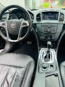 2011 Buick Regal Sport ( LOW KM ) - Photo 8