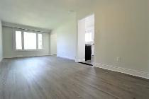 Charming 3 Bed, 1 Bath Main Floor, College Cres. - Photo 12