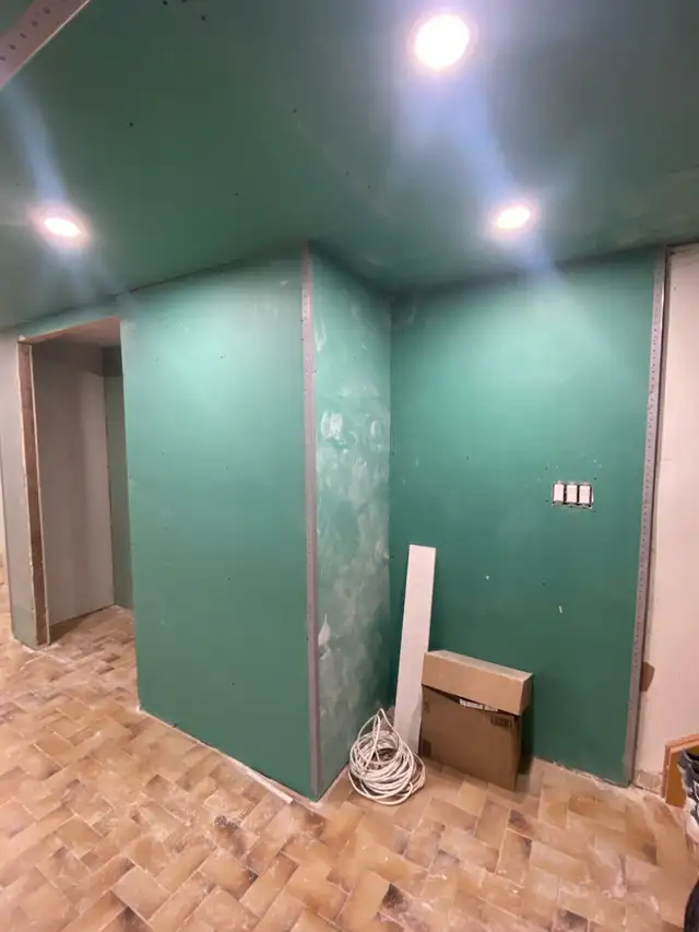 Drywall muddying  Finishing