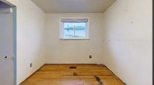 4 Bedroom Upper Unit of Detached House - Photo 9