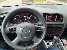 2012 Audi Q5 Awesome car! - Photo 6