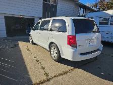2015 dodge caravan sxt - Photo 5