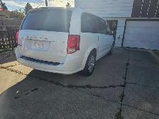 2015 dodge caravan sxt - Photo 6