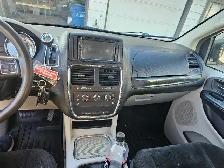 2015 dodge caravan sxt - Photo 9