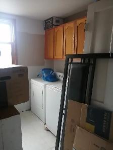 non smoker boy student room beside metro frontenac available now - Photo 5