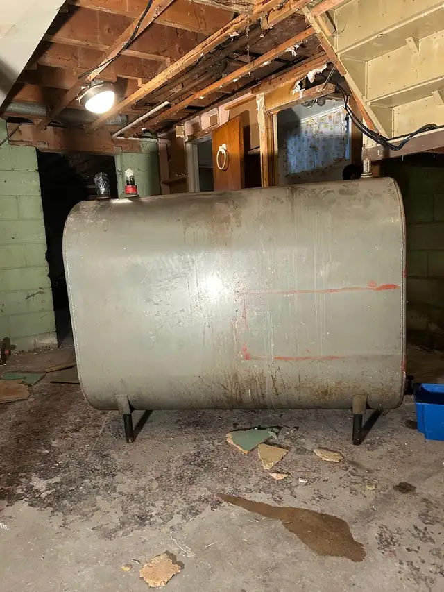 Tank For Sale - $200 - Scarborough