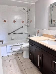 SPACIOUS 3-BED CONDO FOR RENT – ETOBICOKE - Photo 3