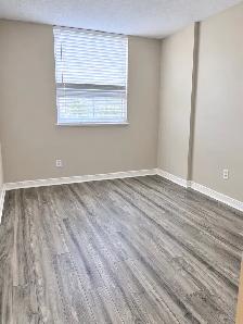 SPACIOUS 3-BED CONDO FOR RENT – ETOBICOKE - Photo 5