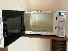 1 DAY ONLY MOVING SALE! MONDAY OCTOBER 5 - EVERYTHING MUST GO!! - Photo 5