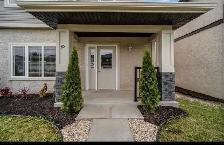 4 Beds 3.5 Baths - House - Photo 3
