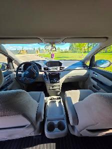 Famely van 2014 honda odissey - Photo 5