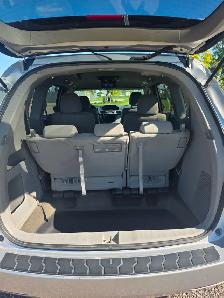 Famely van 2014 honda odissey - Photo 10