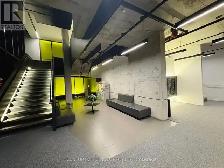 One Bedroom Condo Apartment in Downtown Toronto - Photo 2