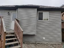 Beautiful 2-Bedroom  Upper Level for Rent available from 01/Nov - Photo 5