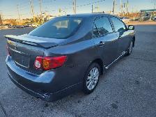2010 Toyota Corolla S manual transmission - Photo 4