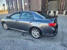 2010 Toyota Corolla S manual transmission - Photo 10