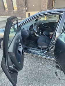 2010 Toyota Corolla S manual transmission - Photo 16